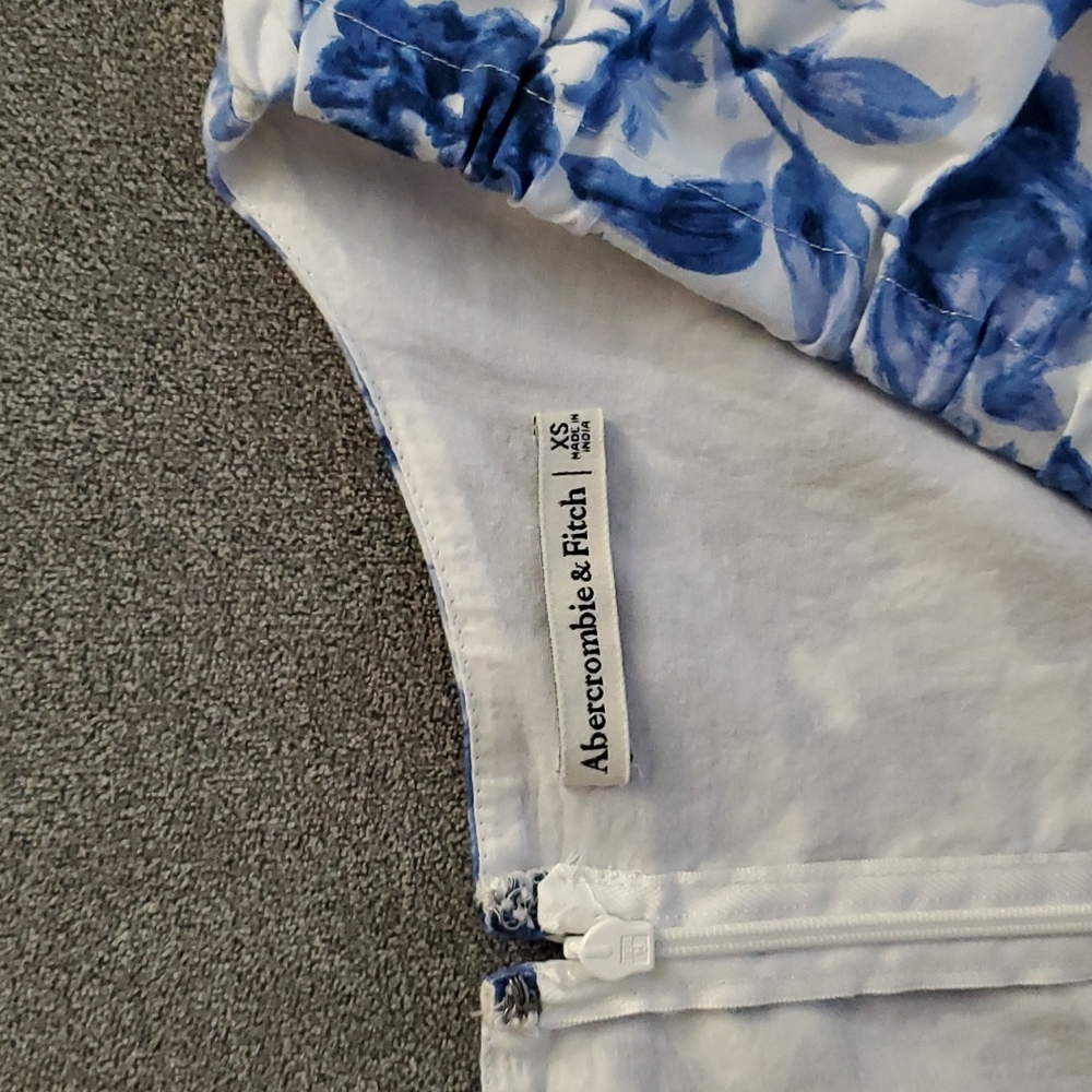 Abercrombie & Fitch Blue Floral Dress - Picture 15 of 16